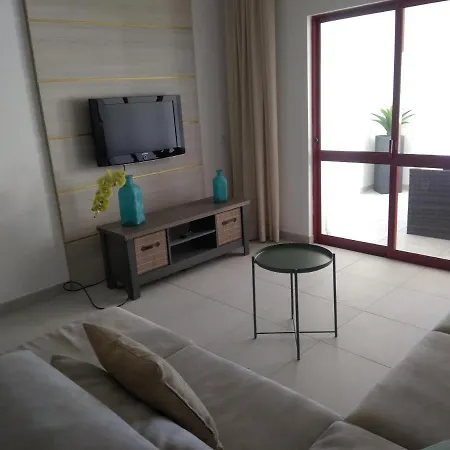 Zacarias By Ferias Com Sol 奎特里拉