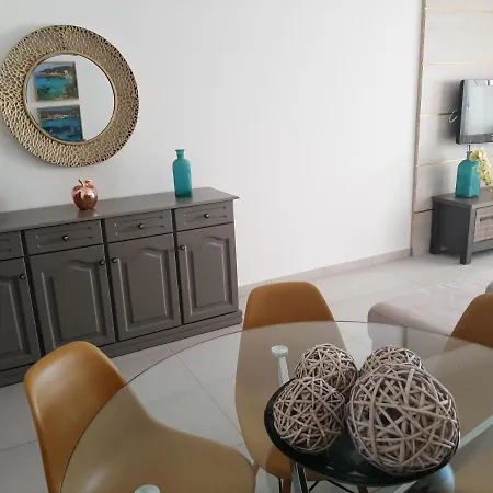 Zacarias By Ferias Com Sol