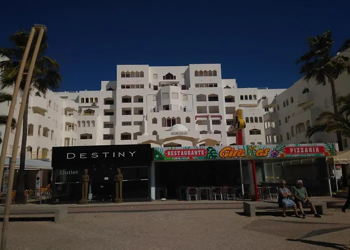 Zacarias By Ferias Com Sol *