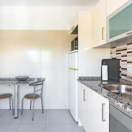 Zacarias By Ferias Com Sol Appartement Quarteira
